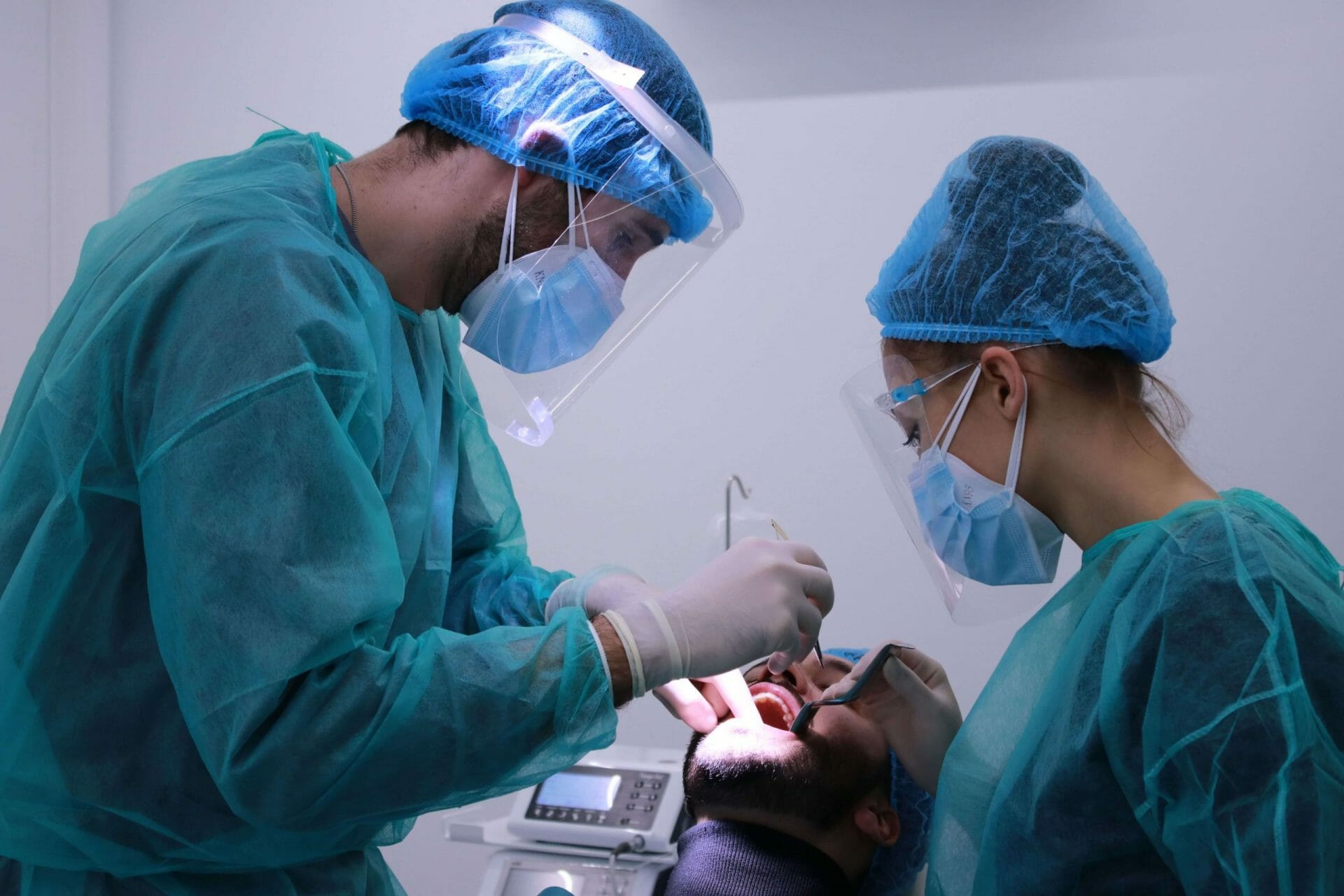 colocação de uma coroa dentária - procedimento